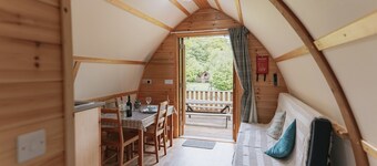 Standard-Cabin-Ensuite with Shower