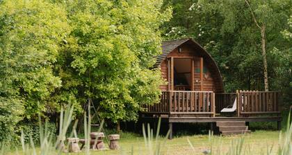 Woodland Getaway in a Cosy Cabin