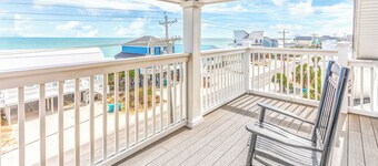 ¡Pura Vida! : 7 Bed/8 Bath with a Heated Pool, Elevator, Pool table,Sleeps 27