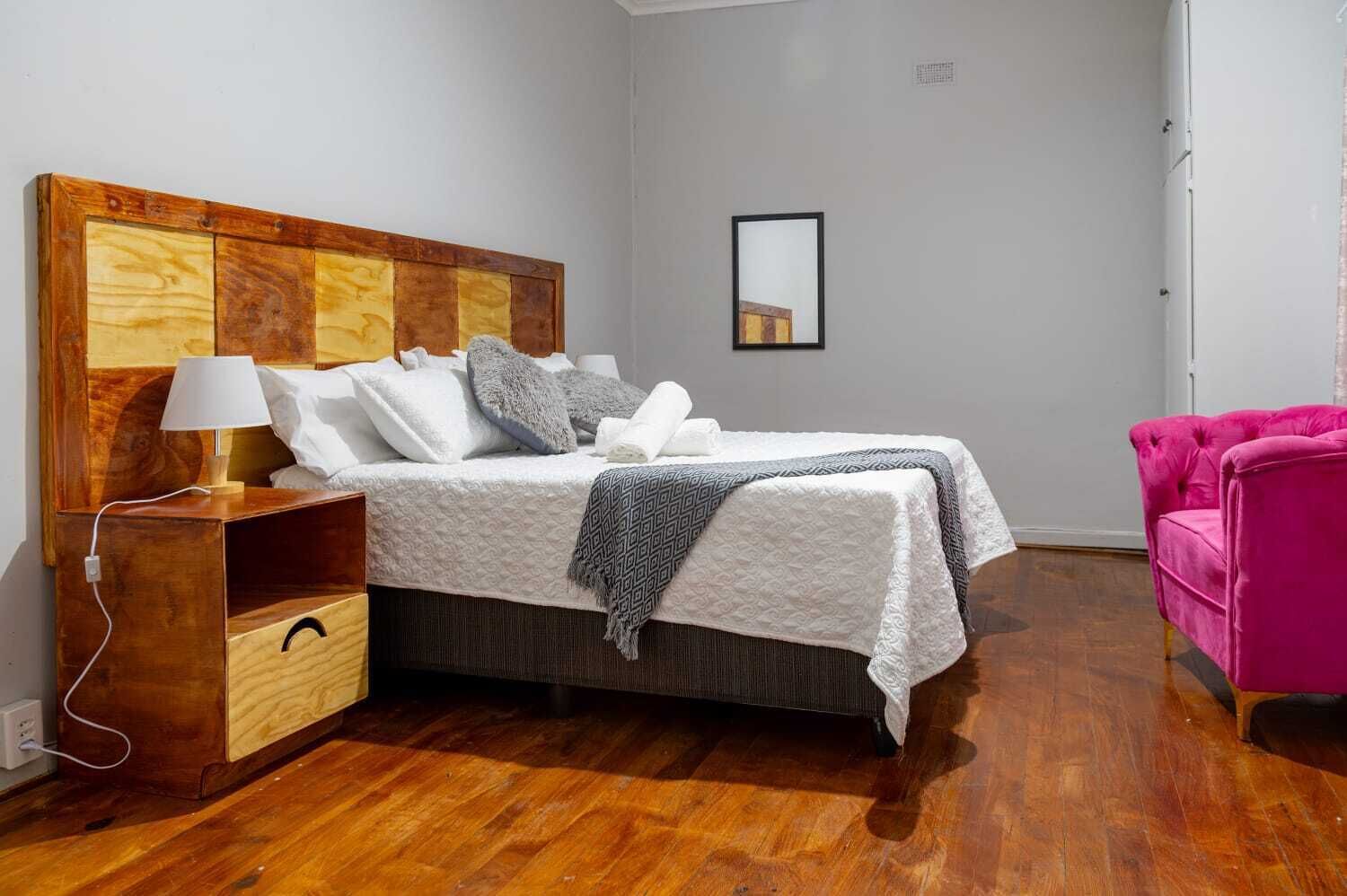 Comfort tweepersoonskamer, uitzicht op tuin | Een strijkplank/strijkijzer, gratis wifi