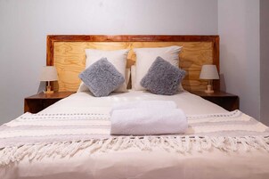 Comfort Double Room, Garden View | Iron/ironing board, free WiFi