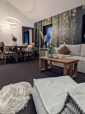 Smart TV, books - Tree house suite - family-friendly with play corner and unique bunk bed (Schönau an der Brend)