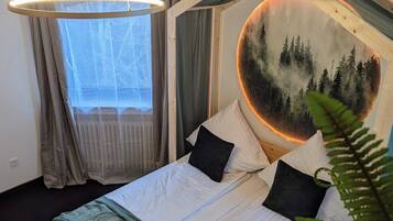 1 bedroom, iron/ironing board, travel crib, WiFi