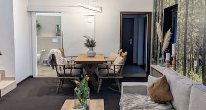 Baumhaus Suite - Familienfreundlich mit Spielecke und einzigartigem Stockbett