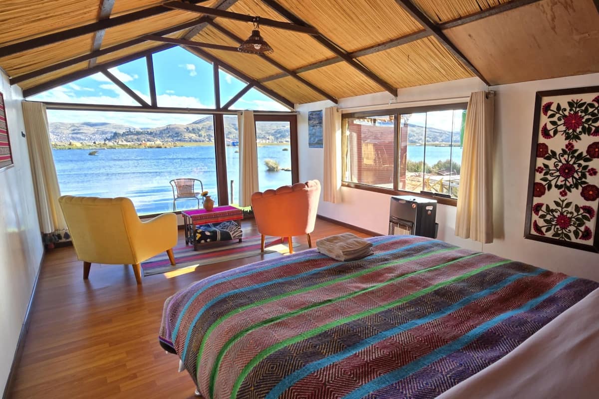 1 habitación y ropa de cama