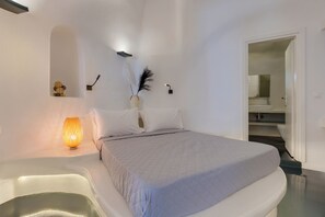 디럭스 스위트 | 다리미/다리미판, 무료 WiFi, 침대 시트