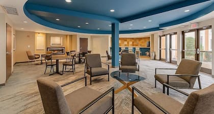 RiverNest 2BR | 2 Queens+ Xcel Arena +Free Parking