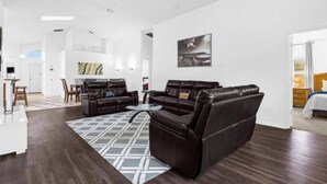 Unclassified image, 3 of 32, button - Home w/Private Pool, Minutes from all Disney Parks (Kissimmee)