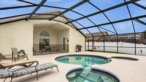 Unclassified image, 5 of 32, button - Home w/Private Pool, Minutes from all Disney Parks (Kissimmee)