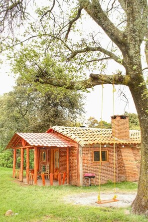 ファミリー キャビン パティオ リバービュー | WiFi (無料)