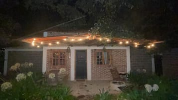 Basic Cabin, Courtyard View | Free WiFi