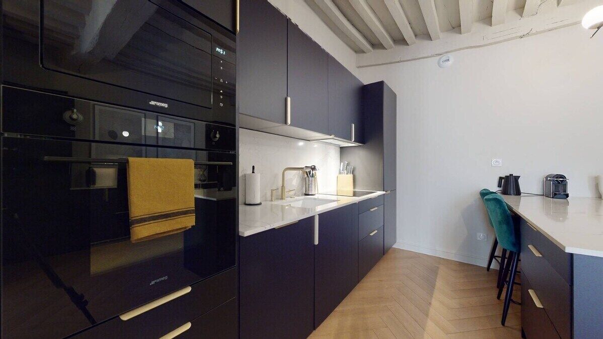 Refrigerador, microondas, horno y lavavajillas 