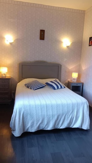 3 Schlafzimmer, Reisekinderbett, kostenloses WLAN