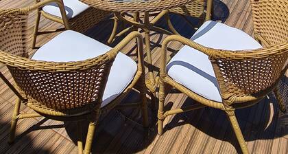 I rent a house for the season in Barra de Jacuipe, a beautiful place on the green line.