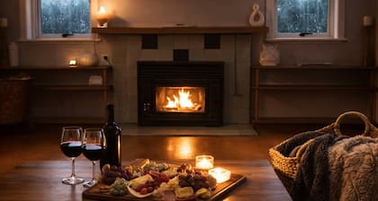 Coasty Bach | Sleeps 10 • Air Con • WiFi • Netflix • Family-Friendly Stay