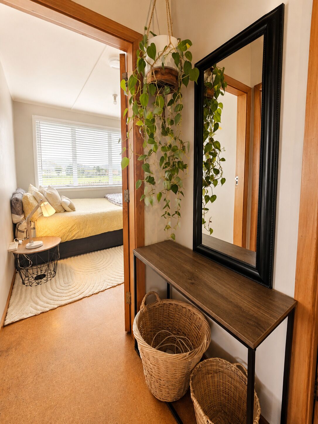 4 slaapkamers, een strijkplank/strijkijzer, gratis wifi, beddengoed