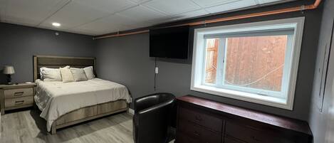 5 多间卧室、熨斗/熨衣板、WiFi、床单