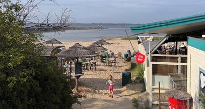Chalet near the beach in Zeeland - perfect for water sports, cycling & relaxation