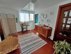 Interior - Aunt Rita's House (Pampilhosa da Serra)
