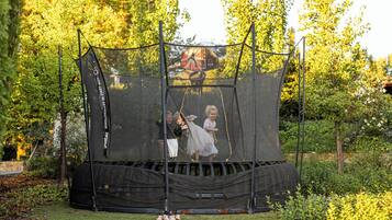 Children’s play area – outdoor
