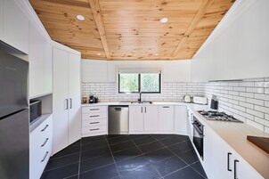 华丽独立别墅 | 私人厨房 | 意式浓缩咖啡机、茶具/咖啡用具、电热水壶、烤面包机