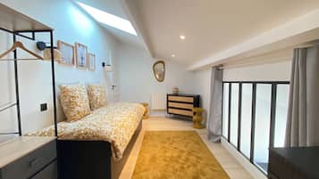 3 chambres, fer et planche Ă repasser, Wi-Fi, draps fournis