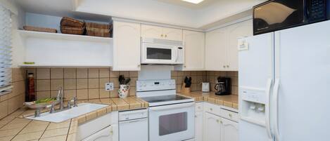 Oven, stovetop, ice maker