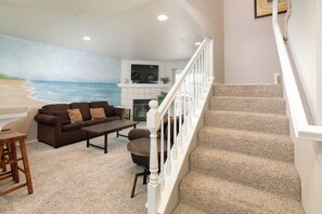 Télévision, cheminée