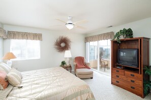 2 bedrooms, iron/ironing board - 157-2 Ocean View in Pismo Beach (Pismo Beach)