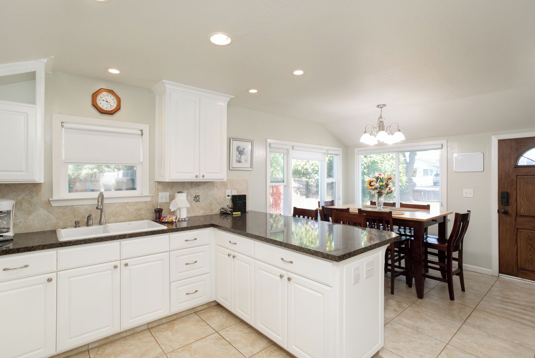 مُحضّرة مكعبات الثلج