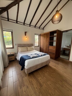 4 habitaciones, wifi y ropa de cama