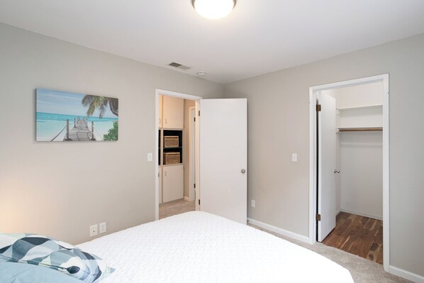 3 bedrooms, iron/ironing board