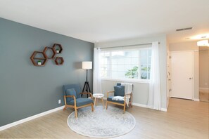 Interior - 130 Carmelde - STR 0184 (Grover Beach)