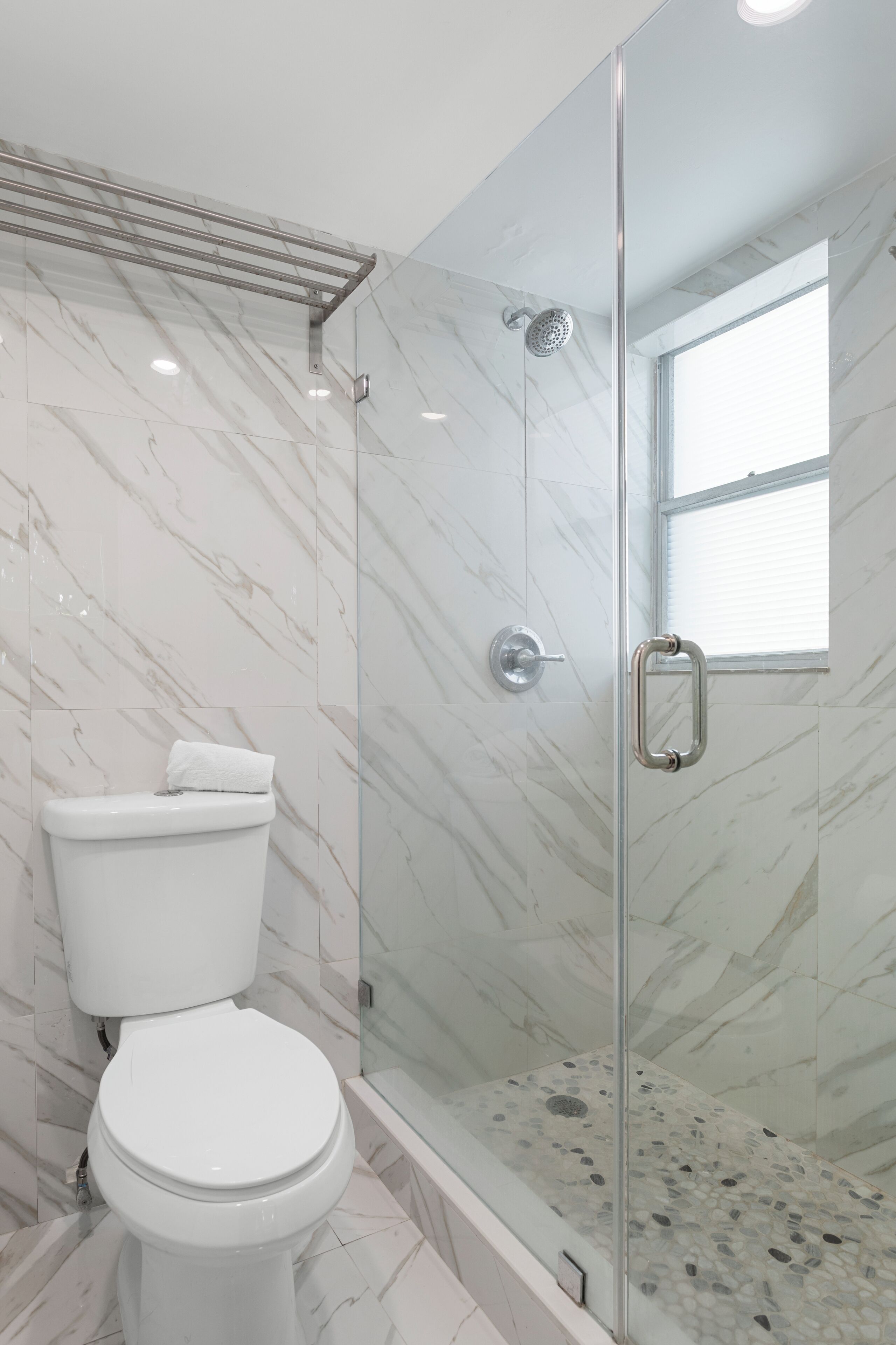 Apartment | Bathroom