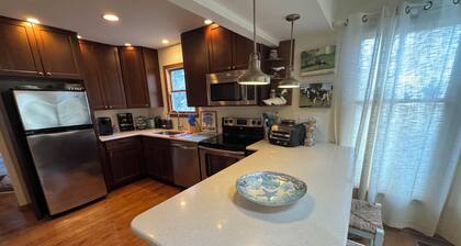 Unwind in Our 4-Bedroom Pet-Friendly Bay Community Escape!