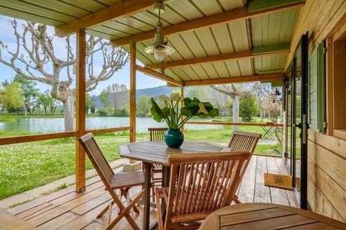 Chalet 'Les Iris' with private pool, shared terrace, and air conditioning