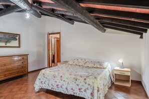 1 bedroom, free WiFi, bed sheets - Holiday Home 'Ruben' with Shared Pool, Private Terrace and Wi-Fi (Fucecchio)
