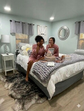 1 bedroom, iron/ironing board, free WiFi, bed sheets - Hot Tub -Tiny House -Fire Pit 15 min from the Bogue Chitto State Park (Franklinton)