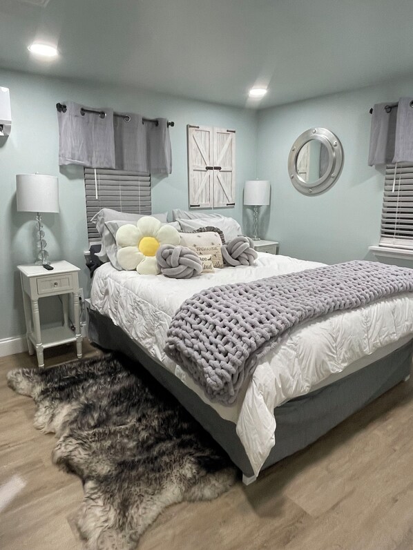 1 habitación, tabla de planchar con plancha, wifi gratis y ropa de cama 