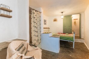 5 chambres, draps fournis