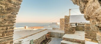 Holiday Home 'Nikos - Tinos - Arnados' with Sea View and Shared Terrace