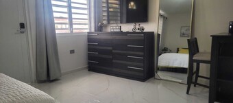 Vadis's Lux Studio in beautiful Mayagüez with WiFi, AC, laundry