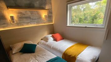 3 bedrooms, free WiFi, bed sheets