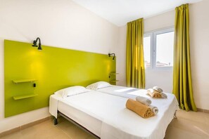 2 bedrooms, free WiFi, bed sheets