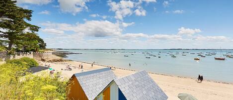 Playa en los alrededores