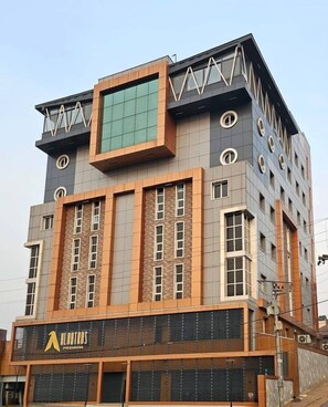 Exterior - Albatros Premium Hôtel (Yaoundé)
