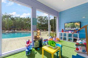 บ้านพัก | 4 ห้องนอน, โต๊ะทำงาน
