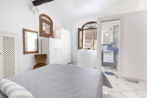 1 Schlafzimmer, BĂŒgeleisen/BĂŒgelbrett, WLAN, BettwĂ€sche