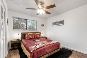 1 bedroom, WiFi, bed sheets - The Ward - Resort Style Gameday Condo (Tallahassee)
