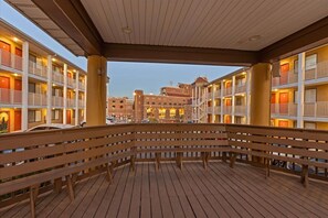 Terrace/patio - The Ward - Resort Style Gameday Condo (Tallahassee)